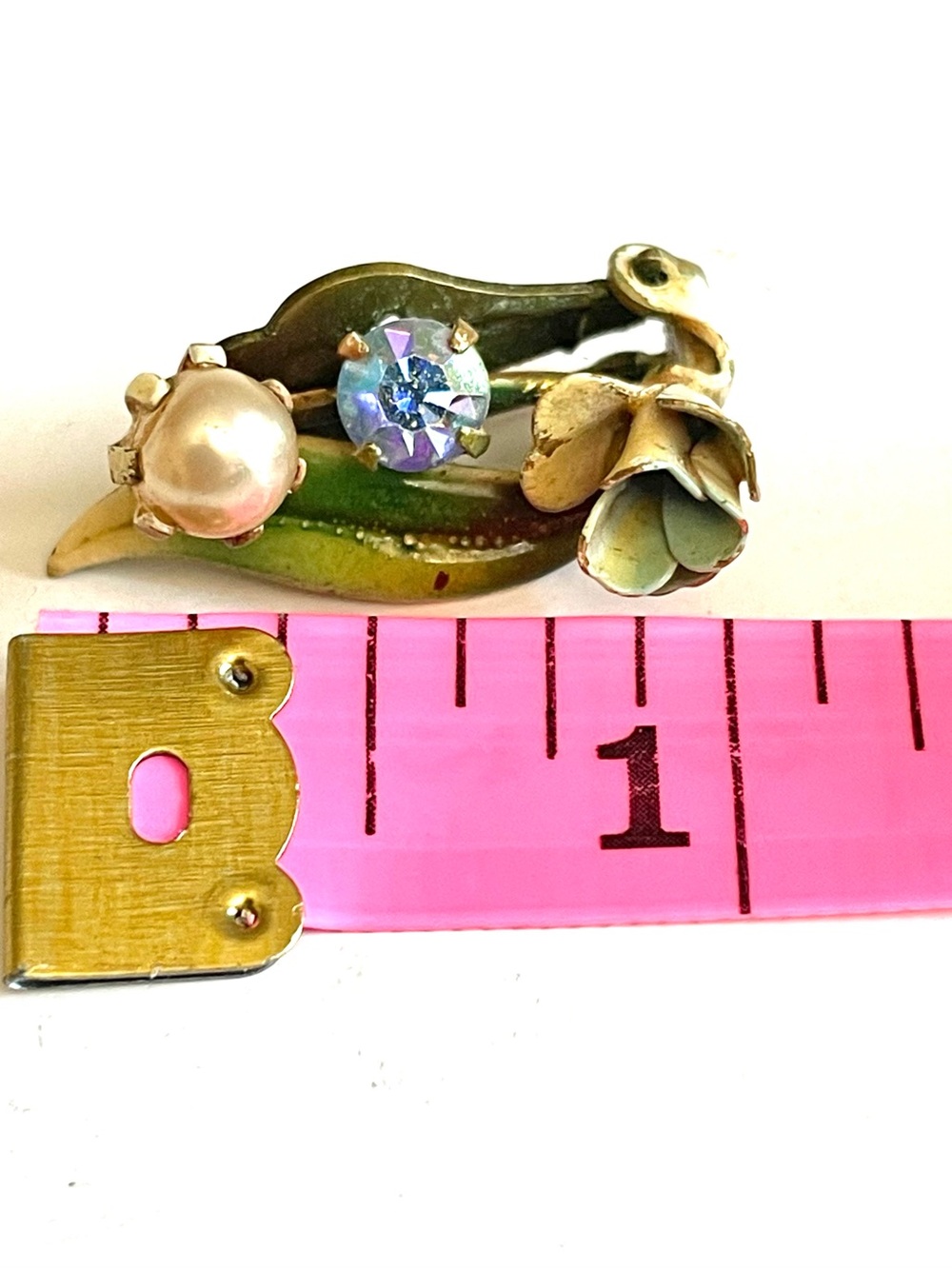 Vintage 1950s Floral Enamel Pearl AB Rhinestone Clip Earrings Hand-Painted MCM - Picture 8 of 9